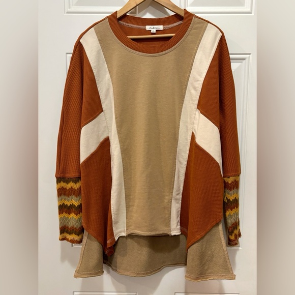 Oli & Hali Sweaters - Oli & Hali Mineral Washed Color Blocked Long Sleeve Top in Size S